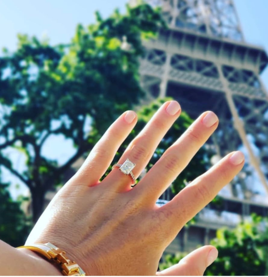Sharing Engagement Ring Pictures