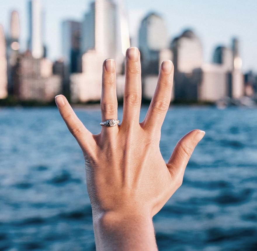 Guide to taking the best
engagement ring selfie