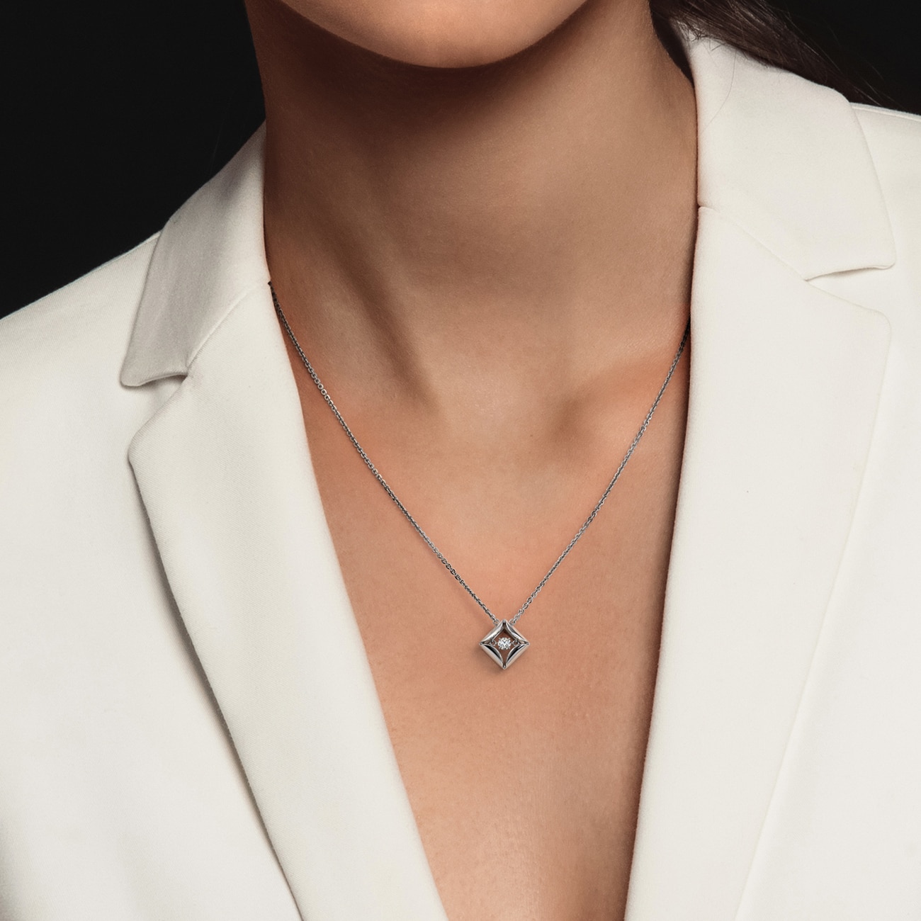 Forevermark Icon Collection Dancing Diamond Pendant Forevermark
